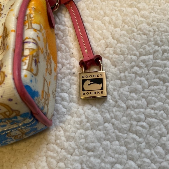 Dooney & Bourke Mini Logo Barrel Bag - Picture 2 of 6